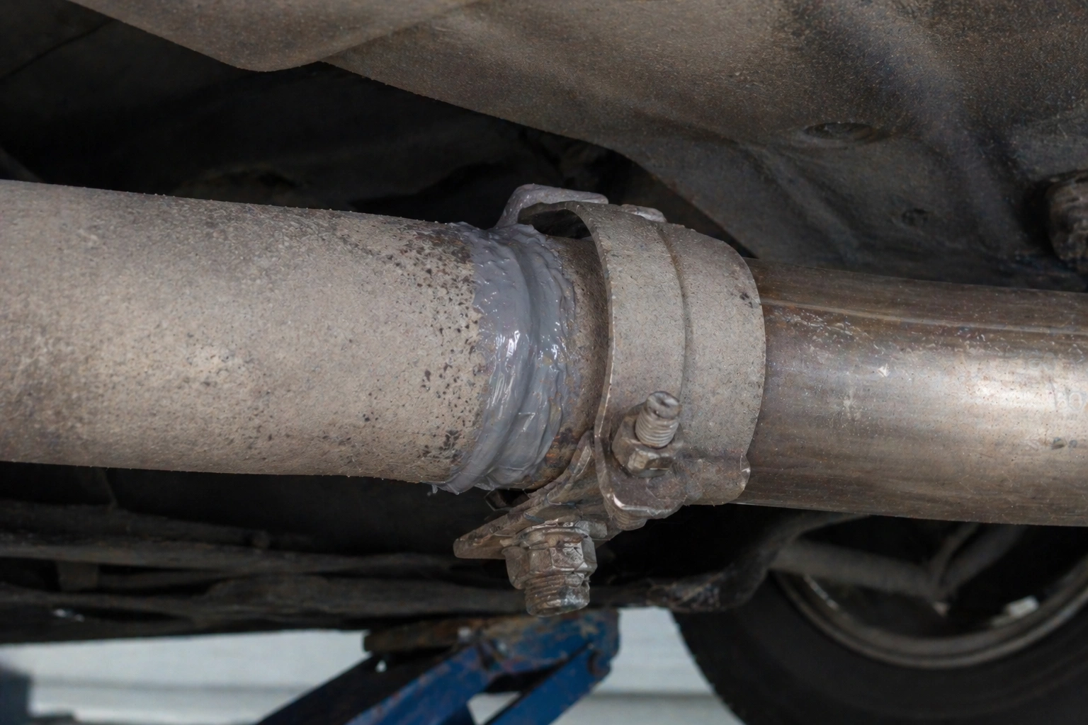how to fix exhaust leak